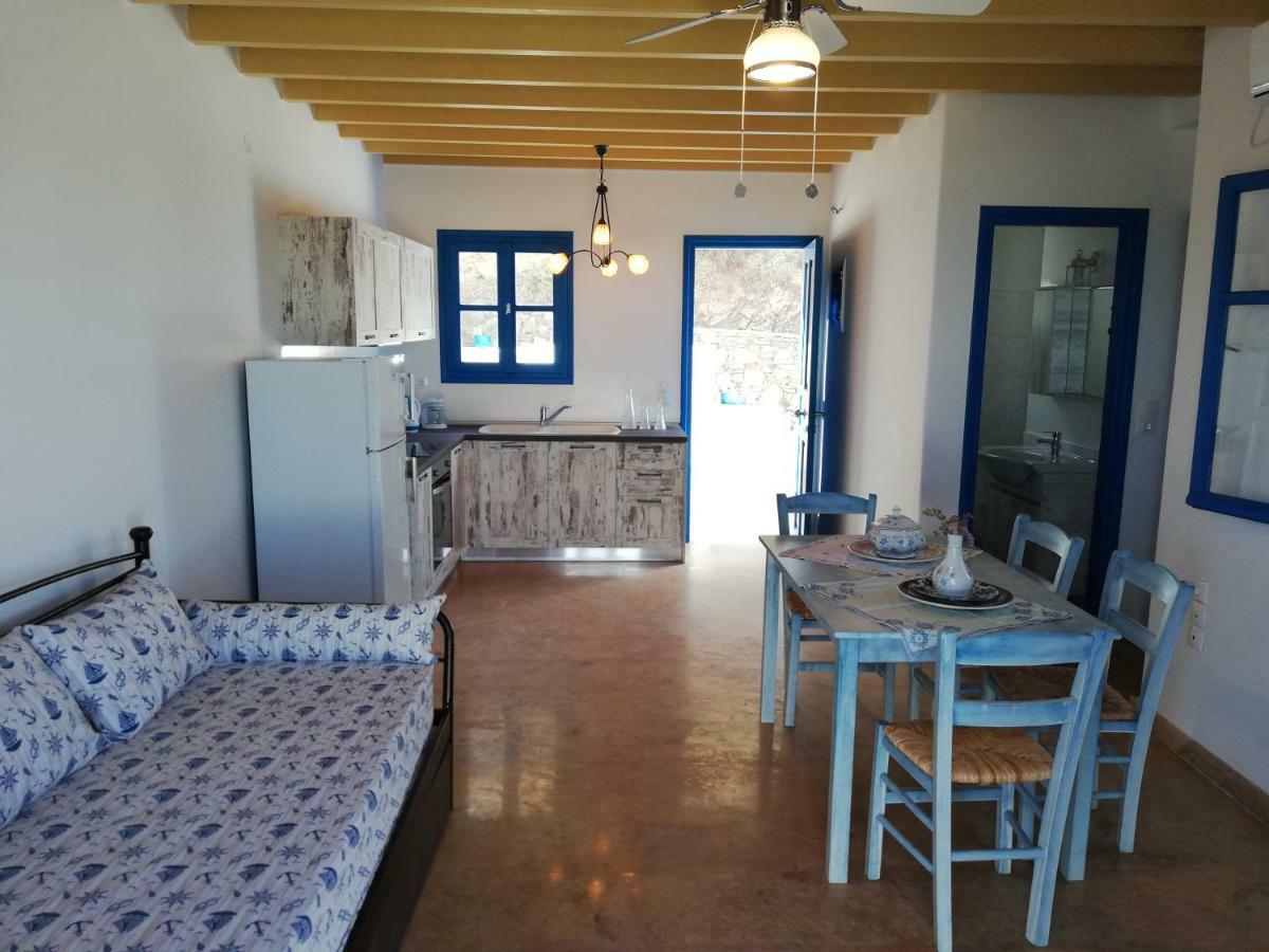 Tirquaz View Hotel Serifos Town Exterior foto
