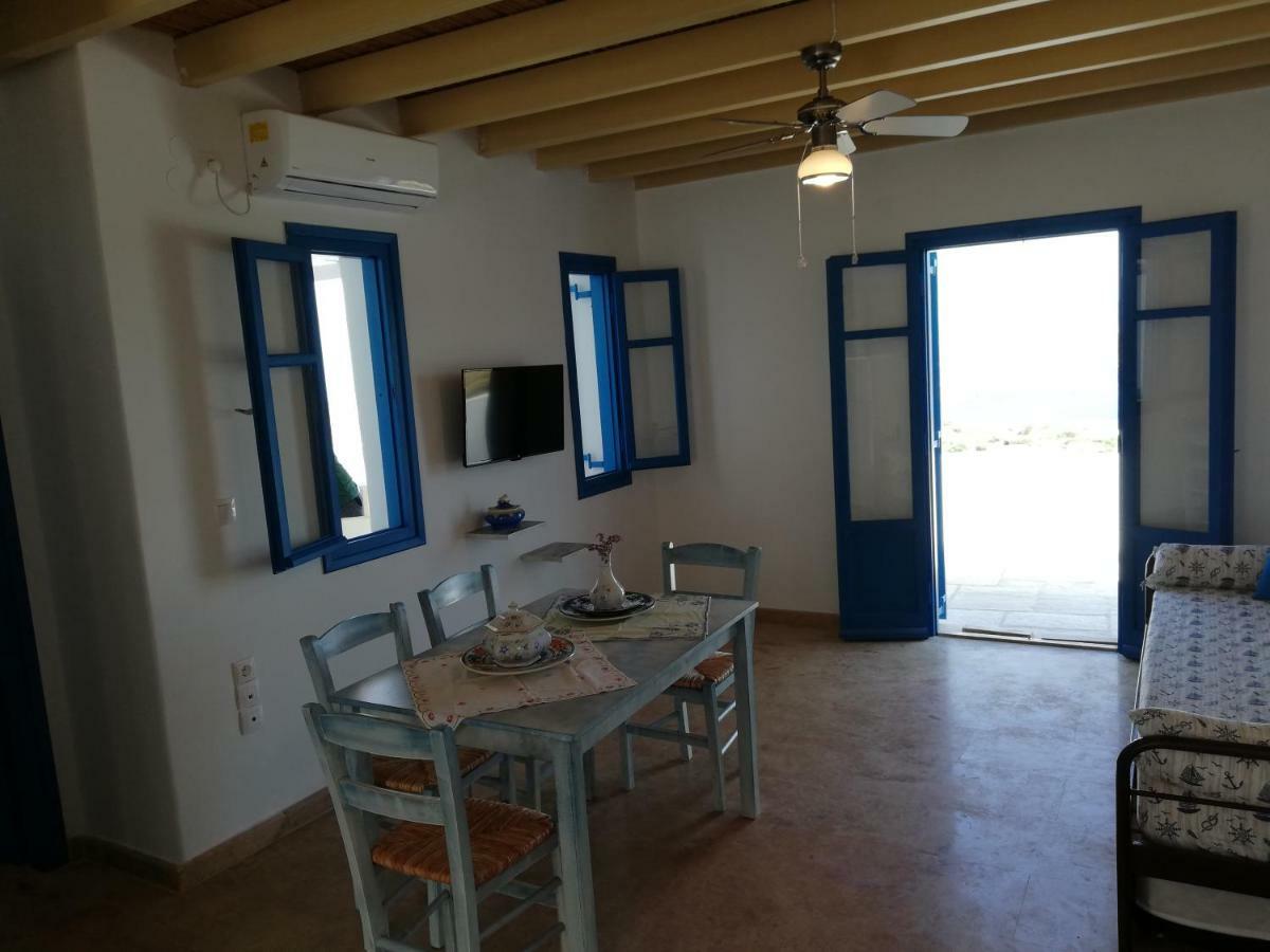 Tirquaz View Hotel Serifos Town Exterior foto